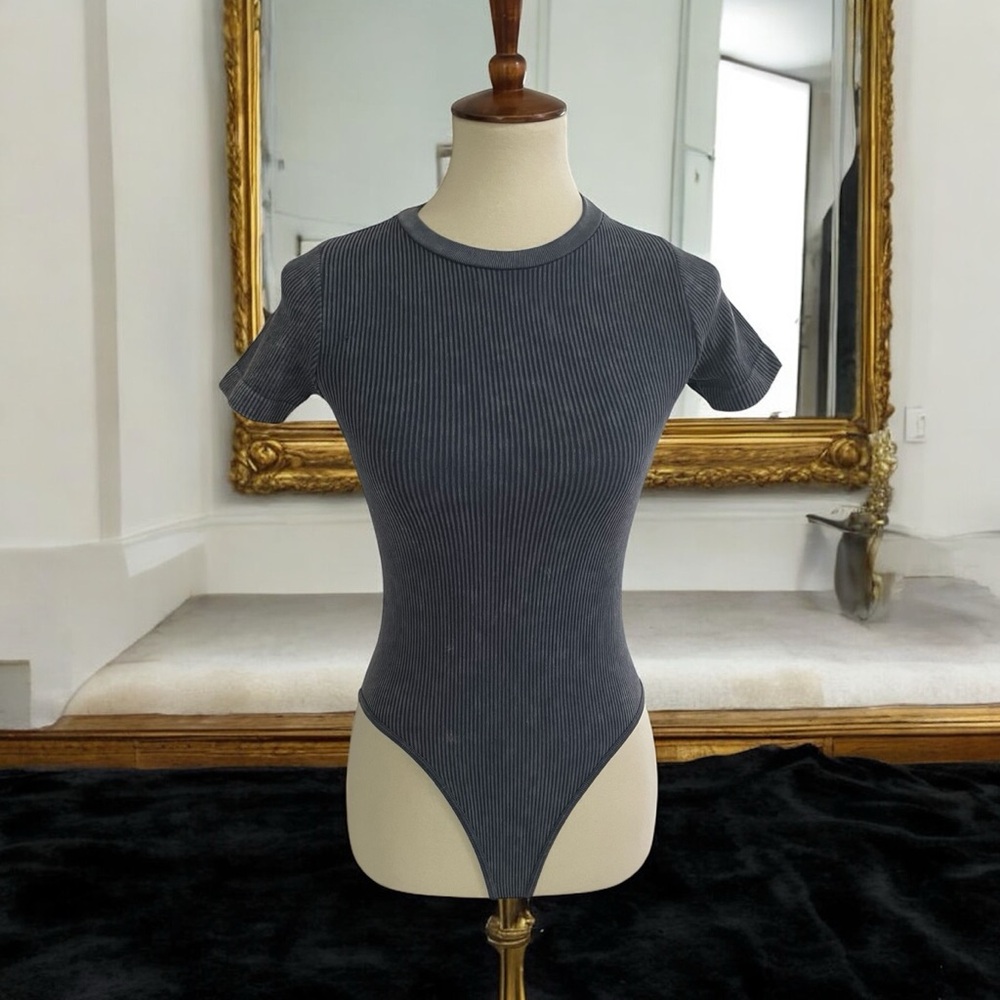 Ribbed Forever 21 Blue Fitted Bodysuit Size S/M